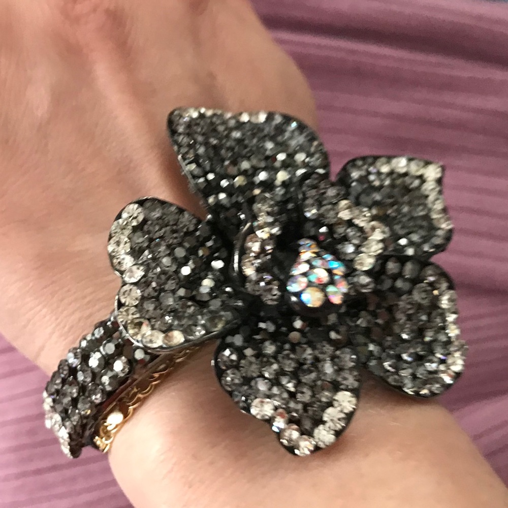 Silver Rhinestone Bracelet. Adjustable - image 1